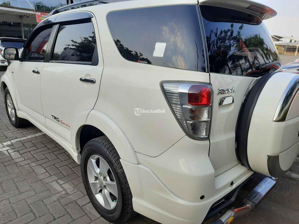 Mobil Toyota Rush S 2014 Matic Putih Normal Siap Pakai Semarang