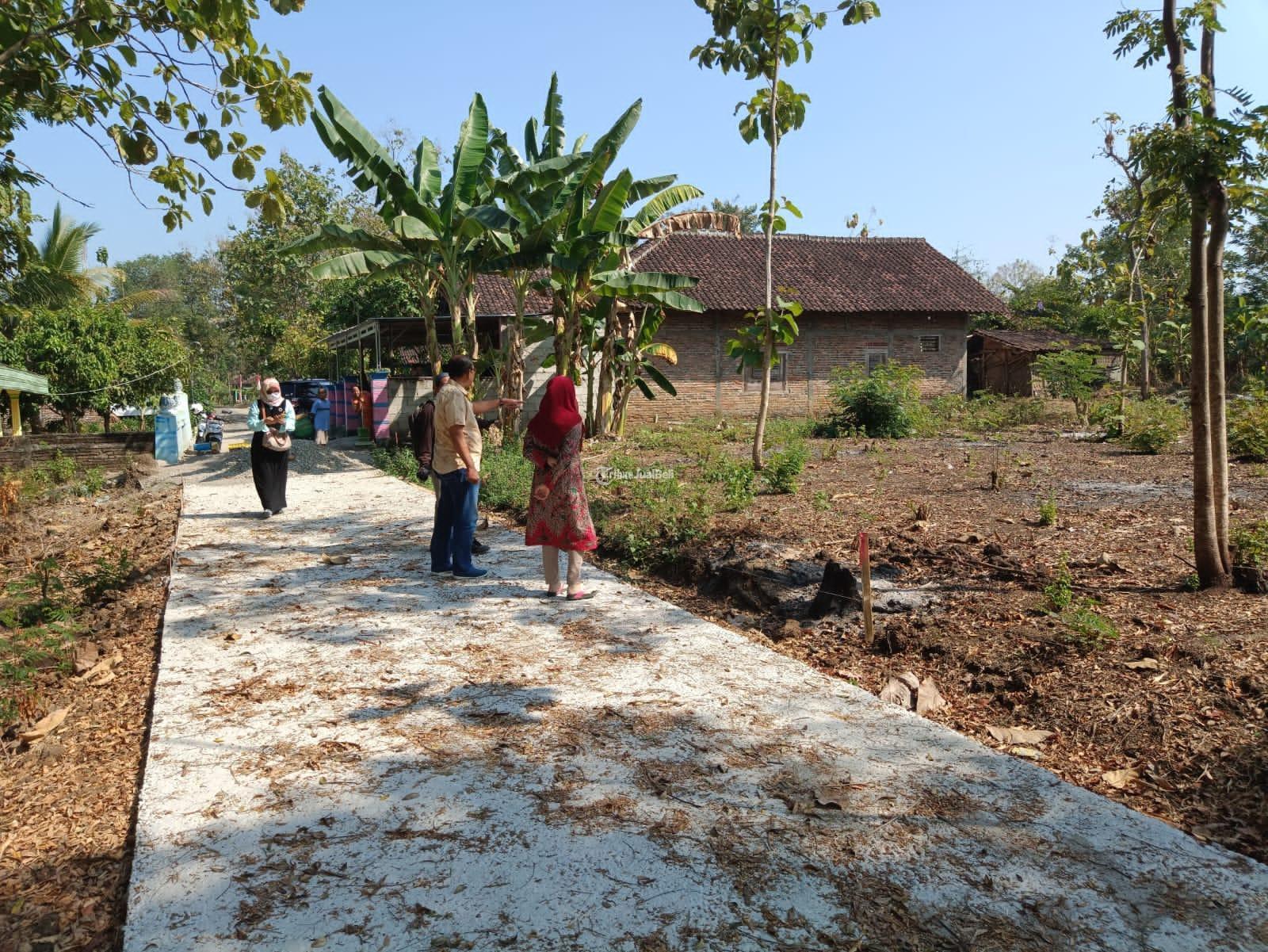 Tanah di timur wisata waduk mulur sukoharjo