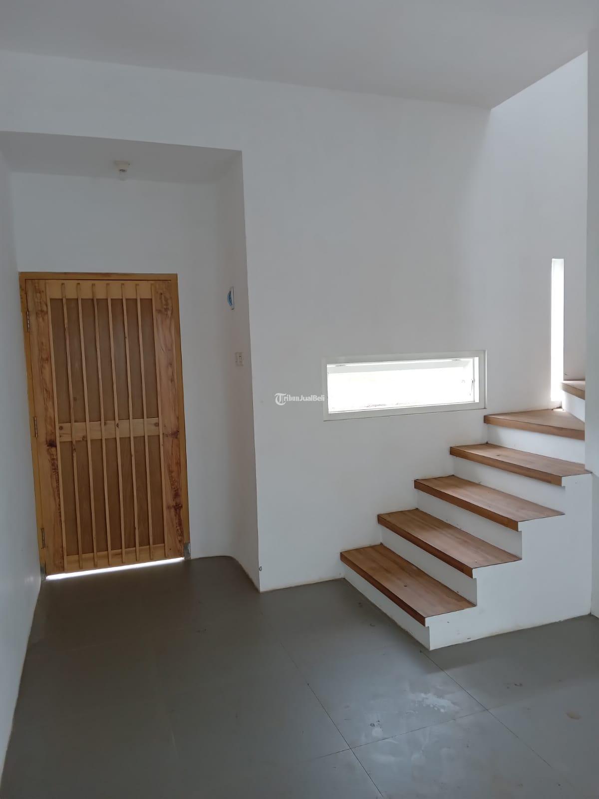 RUMAH 200 JUTAAN DEKAT BANDARA ABDSALEH MALANG