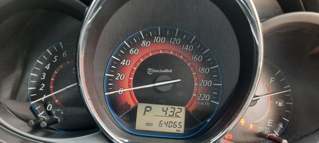 Yaris 15 S TRD Heykers AT 2017 Warna Putih KM 64065 ASLI Jakarta Utara