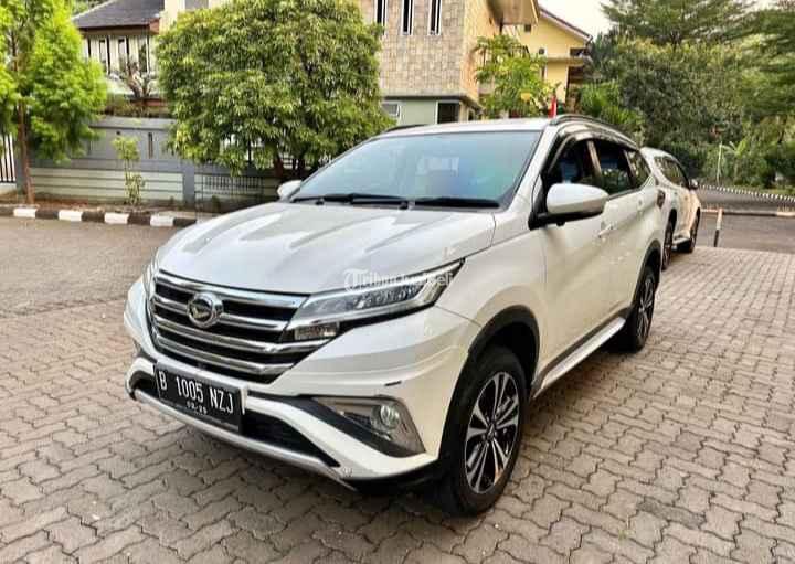 Mobil Daihatsu Terios R Deluxe Manual Putih Bekas Tahun 2019 Pajak Hidup Jakarta Selatan