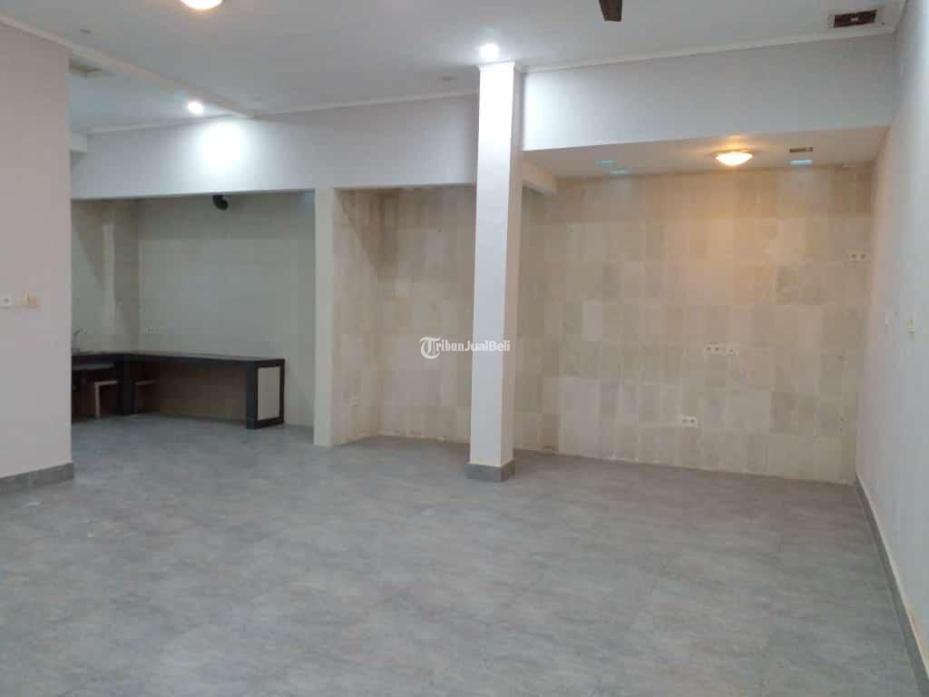 RUMAH SECONDARY TERAWAT DALAM PERUMAHAN PURI JIMBARAN BALI