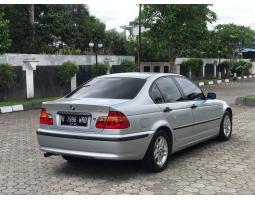 BMW 318i 2002 Antik