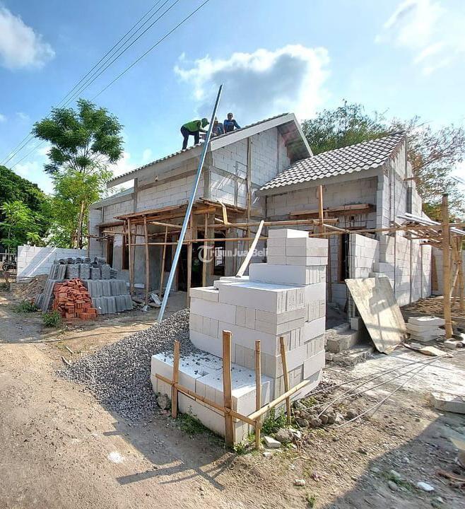 Jual Rumah Besar Luas Tipe 100 3KT 2KM, 8 Menit Ke Bandara Adi Sutjipto - Sleman Yogyakarta