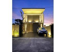 Dijual Rumah Baru 2 Lantai LT122 LB115 3KT 3KM Legalitas SHM dan PBG - Sleman Yogyakarta