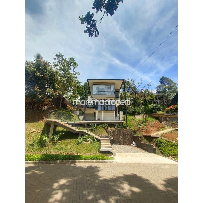 Jual Rumah Villa 2 Lantai Tipe 145/350 3KT 3KM, Pool, Full Furnish, di Bukit Pakar Timur Dekat Dago Resort - Bandung Kota Jawa Barat