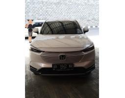 Honda HRV E Putih Matic 2022 Bekas Terawat Lengkap - Yogyakarta