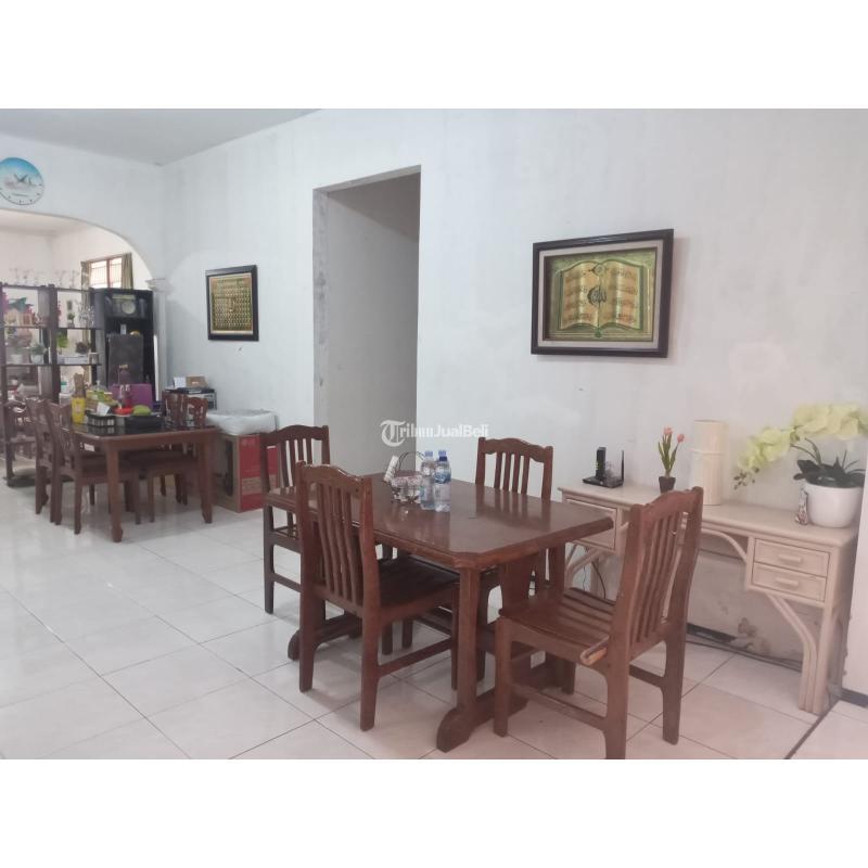 Jual Rumah Bekas Luas 250/280 Lokasi Strategis Dekat Dengan Gandaria City - Jakarta Selatan