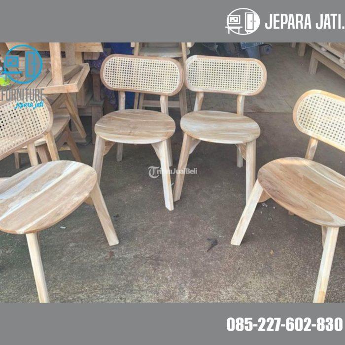 Kursi Teras Kayu Minimalis Terbaru