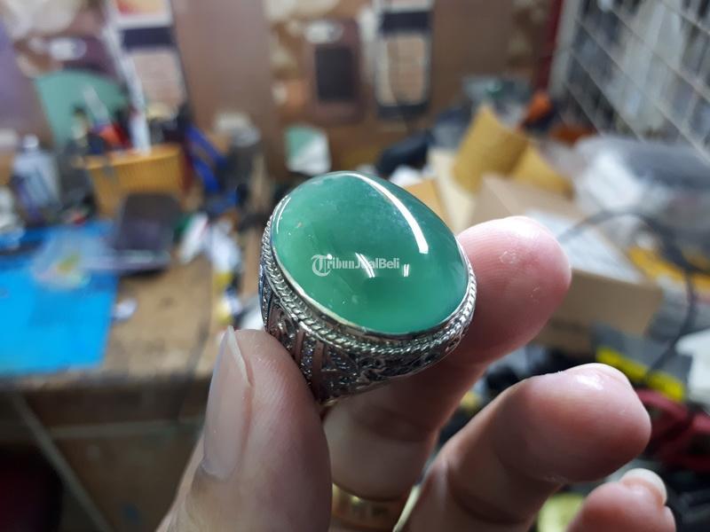 Batu Bacan Doko Super BC061 Giwang Body Kaca Ikatan Perak Kokoh - Jakarta Pusat