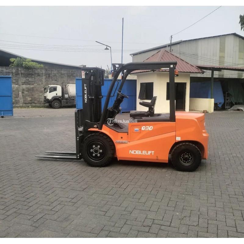 FORKLIFT ELECTRIC 3 TON 5 METER LITHIUM