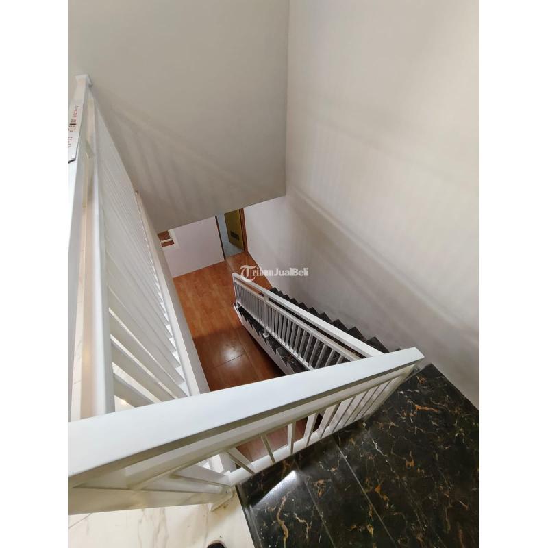 Jual Rumah Mewah Tipe 135 4KT 4KM Minimalis di Menanggal Indah Dekat SMAN 15 - Surabaya Jawa Timur