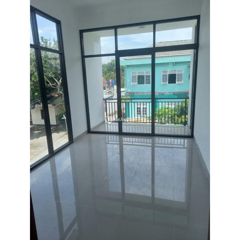 Rumah Dalam Cluster Tipe Cantik Dekat Sekolah Budi Mulia