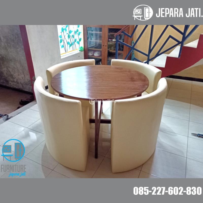 Meja Makan Bundar 4 Kursi