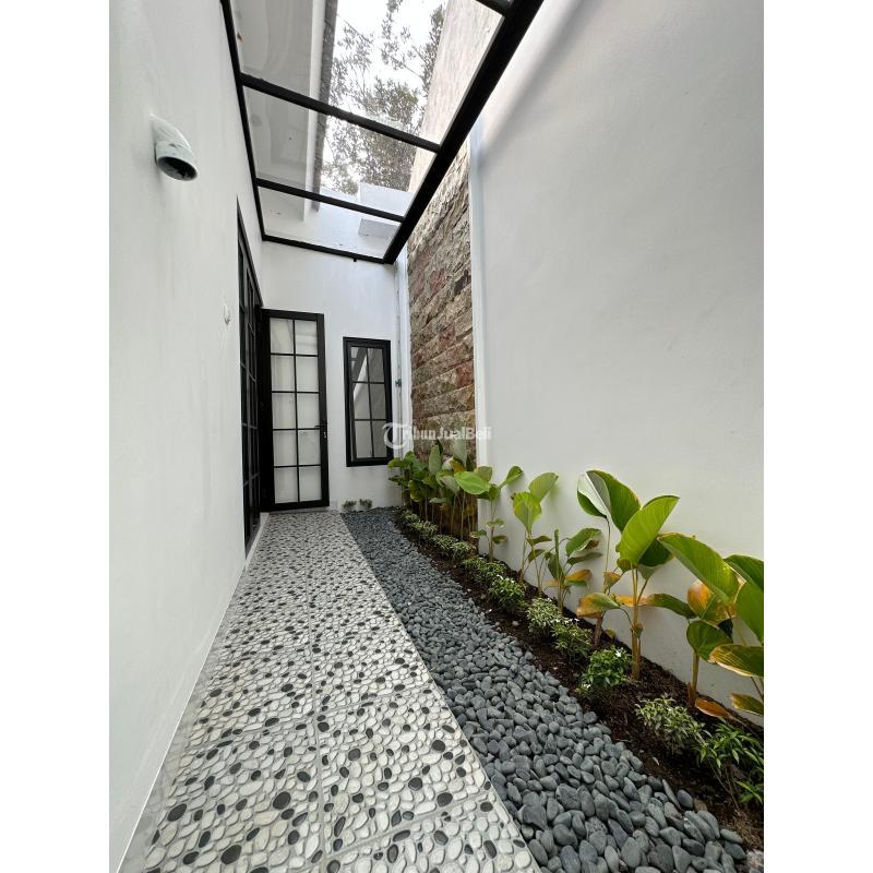 Rumah Cantik Modern Klasik dekat Universitas AISYAH Yogyakarta UNISA)