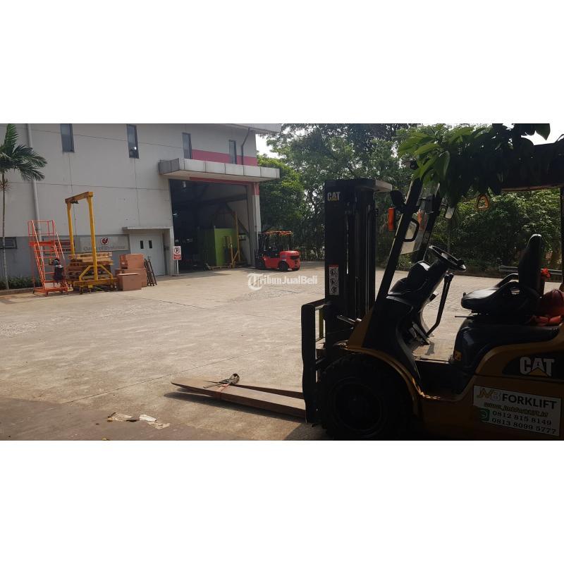 Rental Sewa Forklift Cinere Terbaik dan Terpercaya 3 Ton sampai 15 Ton - Depok