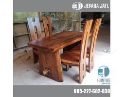 Meja Makan Minimalis 4 Kursi