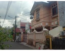 Dijual Rumah 2 Lantai LT140 LB200 SHM di Kemanggisan Ilir Palmerah - Jakarta Barat
