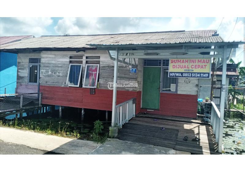 Rumah di Selat Barat Kapuas Kalimantan Tengah Dekat RSUD Dr. H. Soemarno Sosroatmodjo, Citimall Kuala Kapuas, Kantor Bupati Kapuas