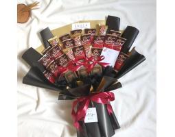 Bucket Bunga Untuk Kado Wisuda - Makassar Sulawesi Selatan