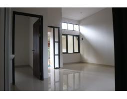 Rumah cantik sariwangi parongpong kota bandung-tj