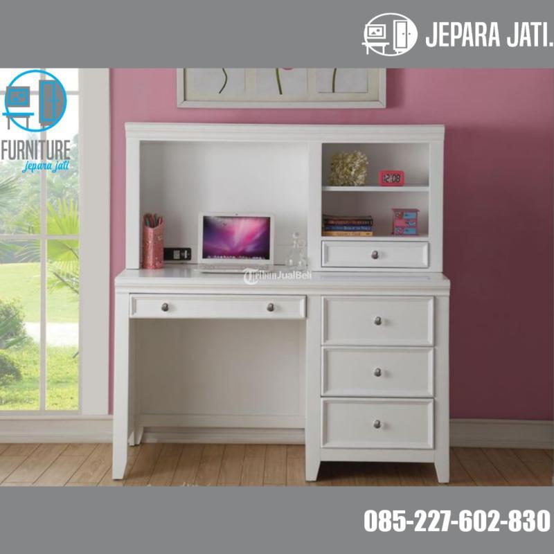 Meja Belajar Anak Minimalis
