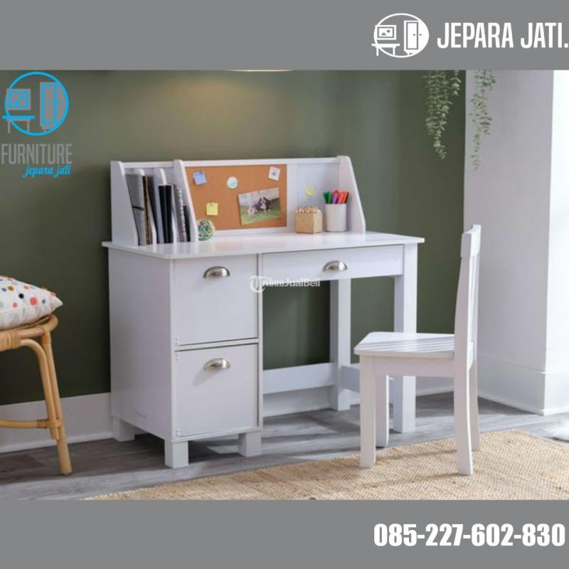 Meja Belajar Anak Minimalis Modern