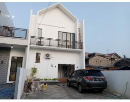 Rumah Strategis di Galaxy Dekat Toll Becakayu, Jatibening, RS. Awal Bros