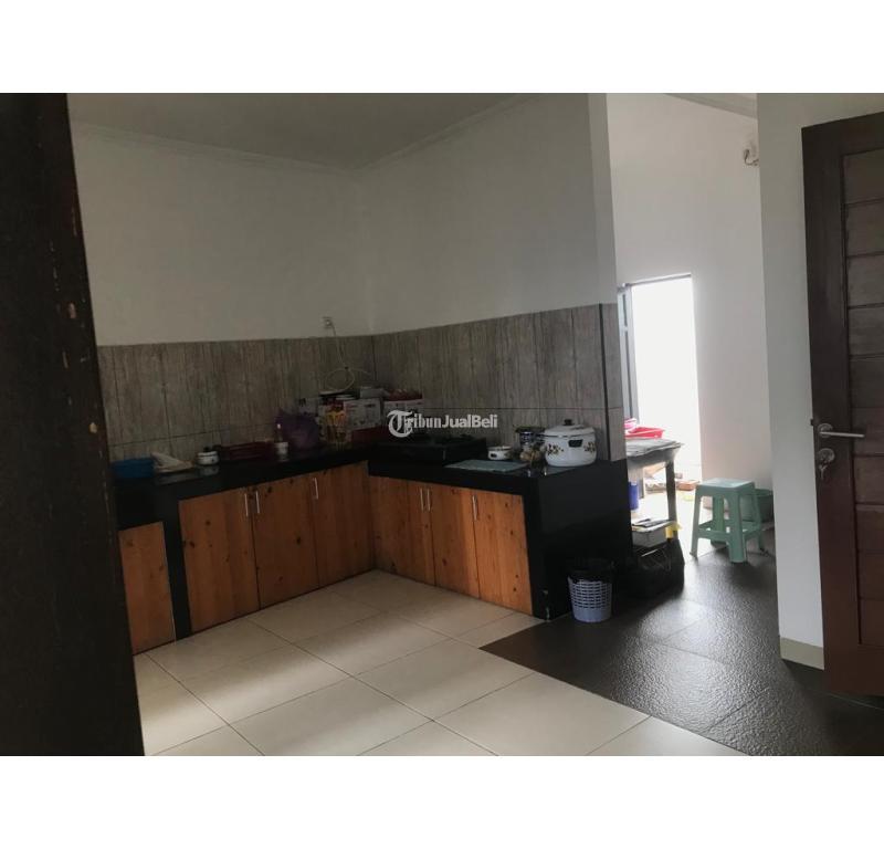 Rumah Mewah 2 Lantai Dekat Kampus UII JL Kaliurang Km 13