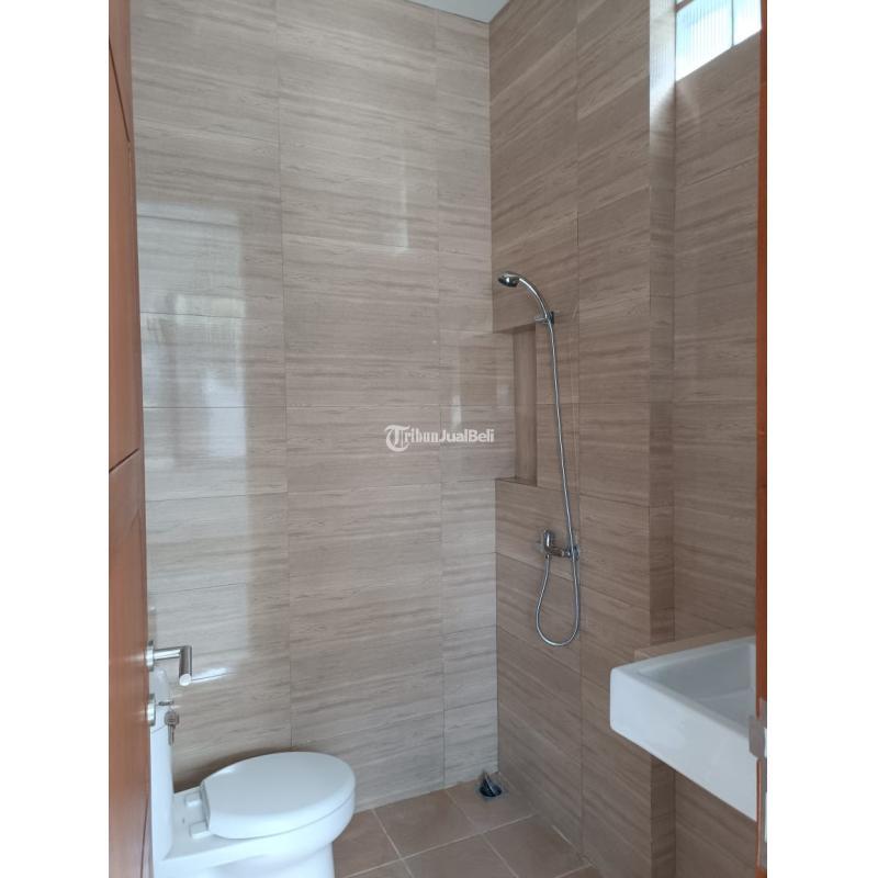 Rumah Mewah Bangunan Baru Siap huni di Mekarwangi Bandung