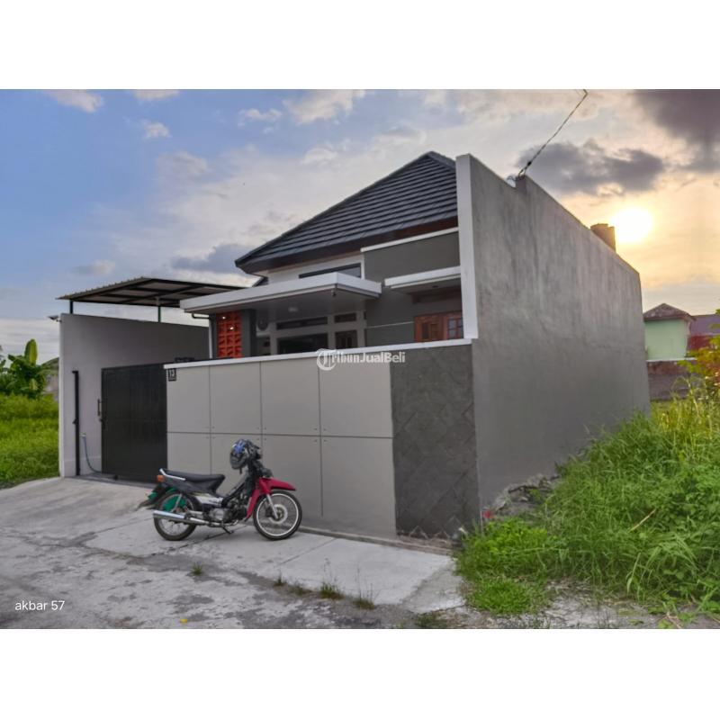 Dijual Rumah Solo Luas 90 m2 Baru Lokasi Strategis Singopuran Kartosuro Dekat Jalan Raya - Solo