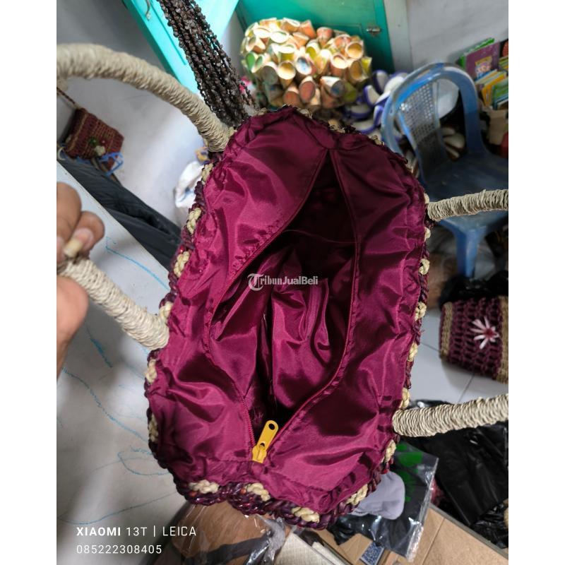 Strawbag Warna Merah Natural - Buleleng