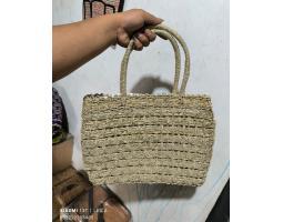 Summer Bag Natural Warna Cream dan Ungu - Jembrana