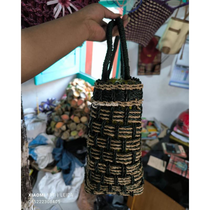 Summer Bag dari Pandan Asli Cantik Warna Hitam - Karangasem