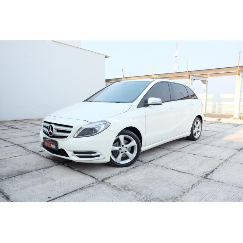 Mobil Mercedes Benz B200 1.6 CGI CBU 2015 Bekas - Jakarta Utara