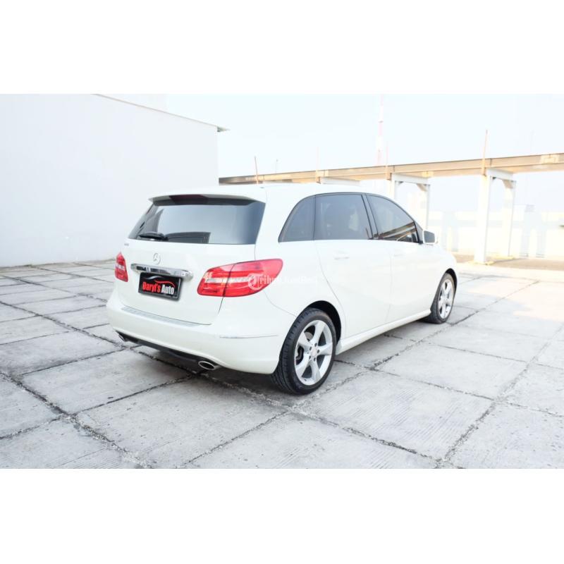 Mobil Mercedes Benz B200 1.6 CGI CBU 2015 Bekas - Jakarta Utara