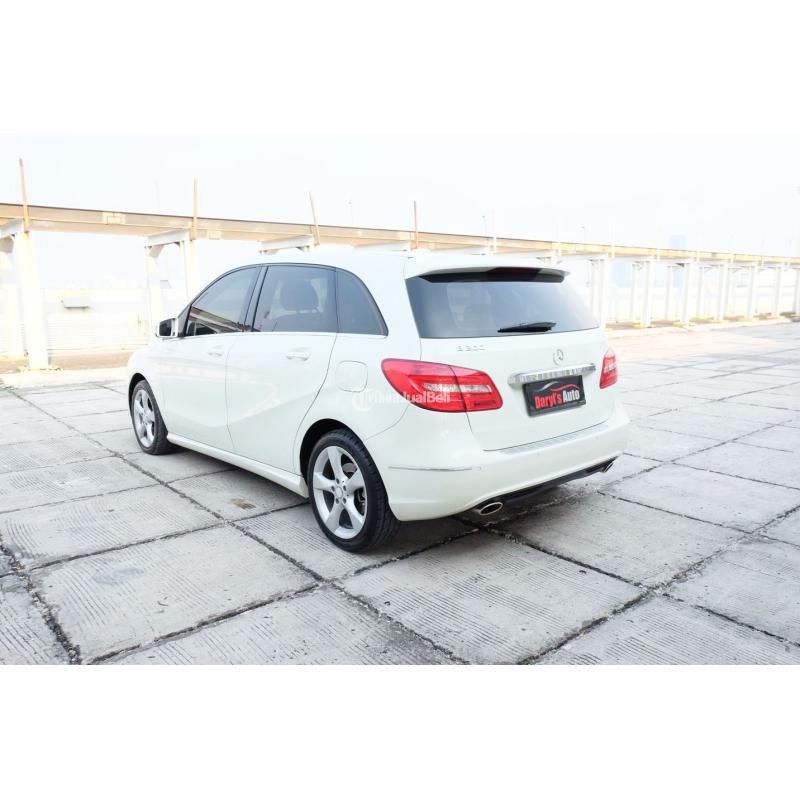 Mobil Mercedes Benz B200 1.6 CGI CBU 2015 Bekas - Jakarta Utara