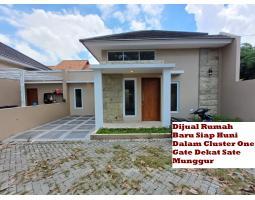 Dijual Rumah Baru Siap Huni Dalam Cluster One Gate Dekat Sate Munggur - Sleman 