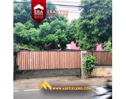 Dijual Rumah Sangat Luas SHM di Jalan Kemang Utara, Mampang Prapatan - Jakarta Selatan