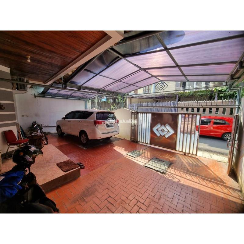 Dijual Rumah Daerah Pasar Baru 2 Lantai SHM 3KT 2KM, Lokasi Bebas Banjir Dekat Pusat Belanja - Jakarta Pusat