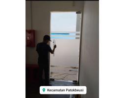 Menjual Sticker Kaca Pintu Kantor - Jakarta Barat