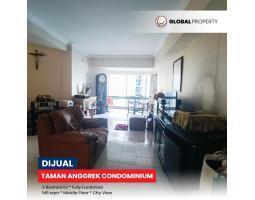 Termurah Dijual Apartemen Bekas Luas 146 m2 Fully Furnished Taman Anggrek Condominium 3 Bedrooms, Middle Floor - Jakarta Barat