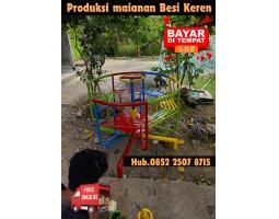 Disini Saja Ayunan Besi Gapura Custom Dan Gelas Putar Anak - Badung