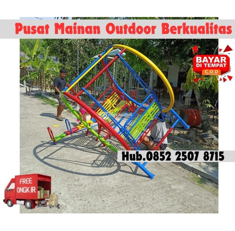 Ayunan Besi Bulat Besar dan Mainan Playground - Karangasem