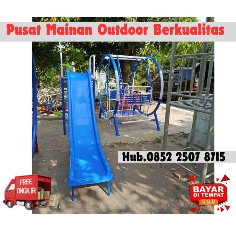 Ayunan Besi Bulat Besar dan Mainan Playground - Karangasem