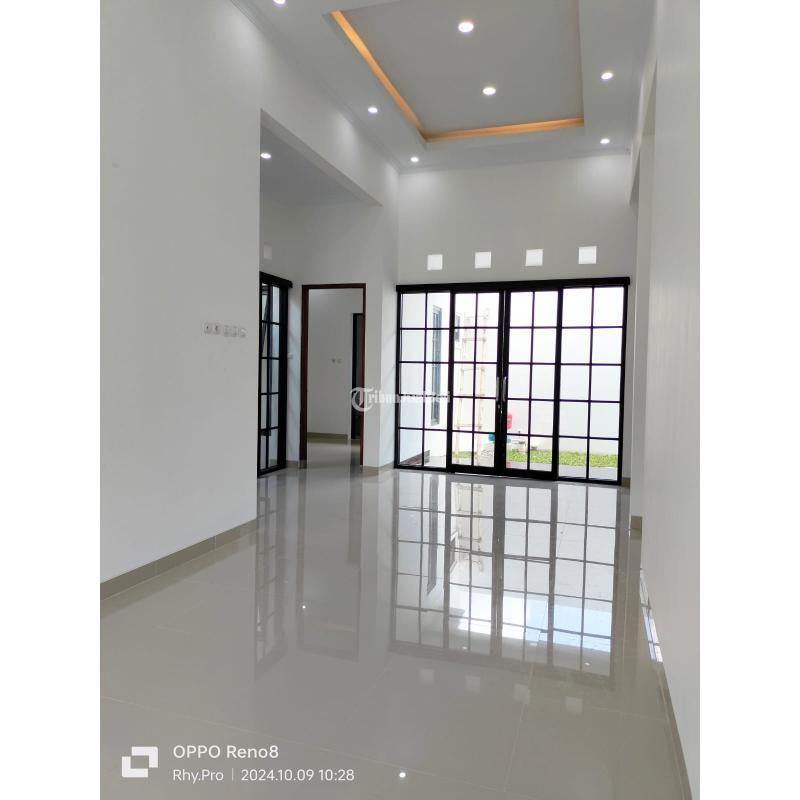 Jual Rumah Mewah Klasik Tipe 100 Baru dekat Kampus UII di Jl Kaliurang Km 12 - Sleman