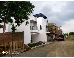 Dijual Rumah Hunian Mewah 3KT 2KM SHM, 5 Menit Ke Citimall Garut - Bandung Kota