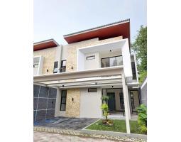 Dijual Rumah Hunian Mewah 2 Lantai 3KT 2KM SHM Dekat Jalan Kaliuran Km 10 Di Ngaglik - Sleman