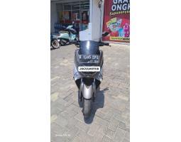 Motor Yamaha Nmax 2019 Bekas Warna Silver  - Tangerang Selatan