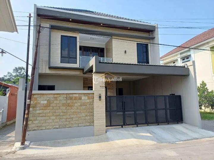 Dijual Rumah Mewah 5KT 4KM SHM Di Kalasan Dekat Lotte Mart Maguwoharjo - Sleman